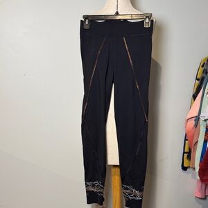 All day alba Stylish Black Women's Leggings with Embroidered Details